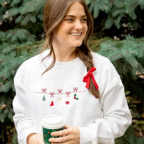 Traditional Christmas Garland Embroidered Gemma Sweatshirt - Image 6